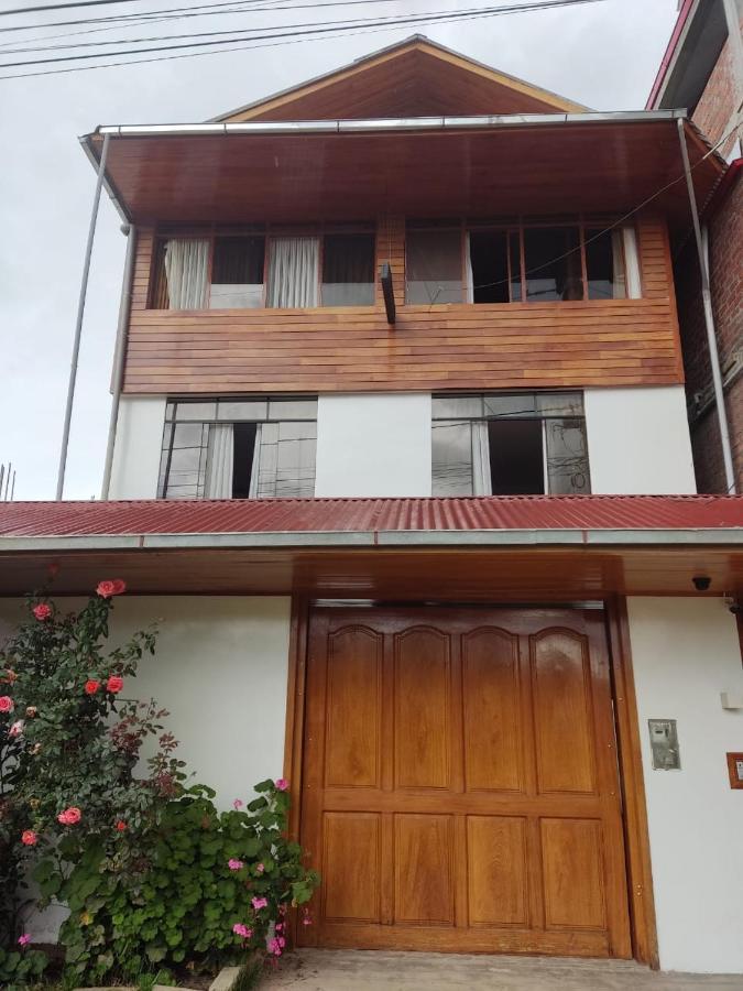 Suzet House Pension Oxapampa Buitenkant foto