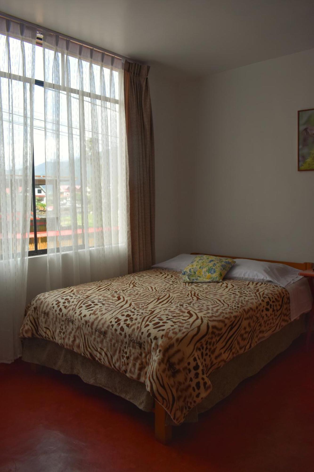 Suzet House Pension Oxapampa Buitenkant foto
